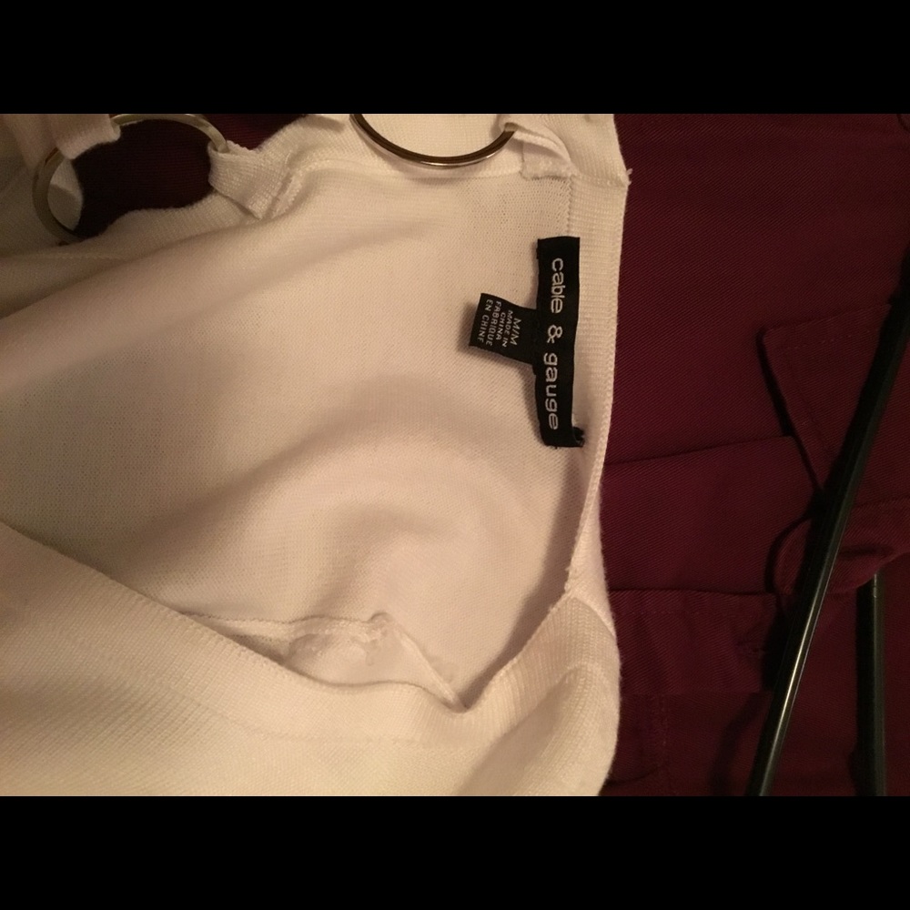 White sweater NWOT - Picture 3 of 3